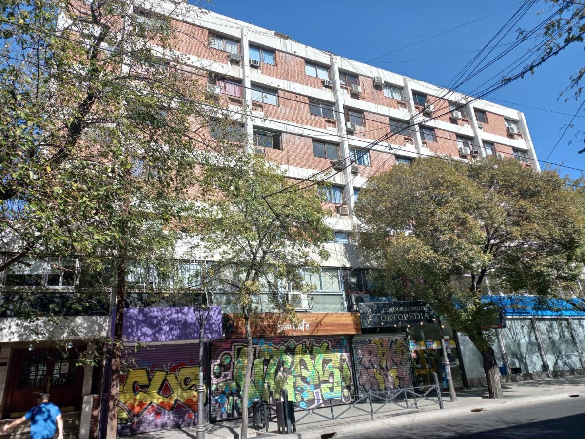 Mendoza 3 Dormitorios Con Balcones Y Alem Chic Monoambiente Y Mendoza Estudio Para 1 3 Apartamentos Zewnętrze zdjęcie