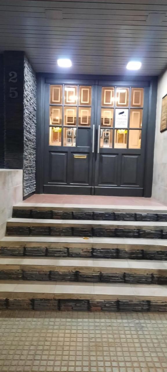 Mendoza 3 Dormitorios Con Balcones Y Alem Chic Monoambiente Y Mendoza Estudio Para 1 3 Apartamentos Zewnętrze zdjęcie
