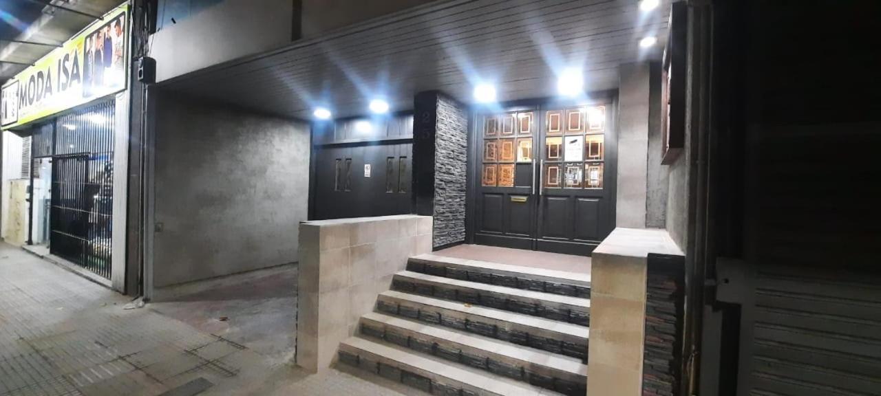 Mendoza 3 Dormitorios Con Balcones Y Alem Chic Monoambiente Y Mendoza Estudio Para 1 3 Apartamentos Zewnętrze zdjęcie