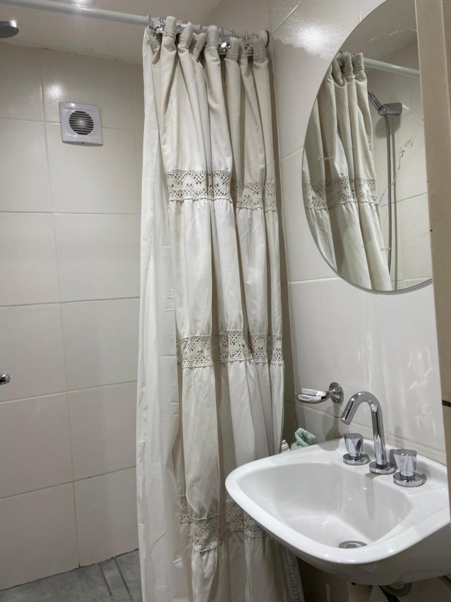 Mendoza 3 Dormitorios Con Balcones Y Alem Chic Monoambiente Y Mendoza Estudio Para 1 3 Apartamentos Zewnętrze zdjęcie