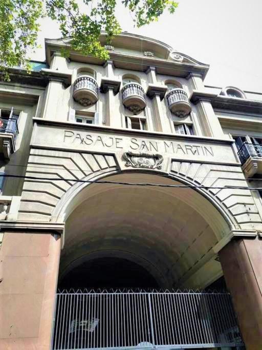 Mendoza 3 Dormitorios Con Balcones Y Alem Chic Monoambiente Y Mendoza Estudio Para 1 3 Apartamentos Zewnętrze zdjęcie
